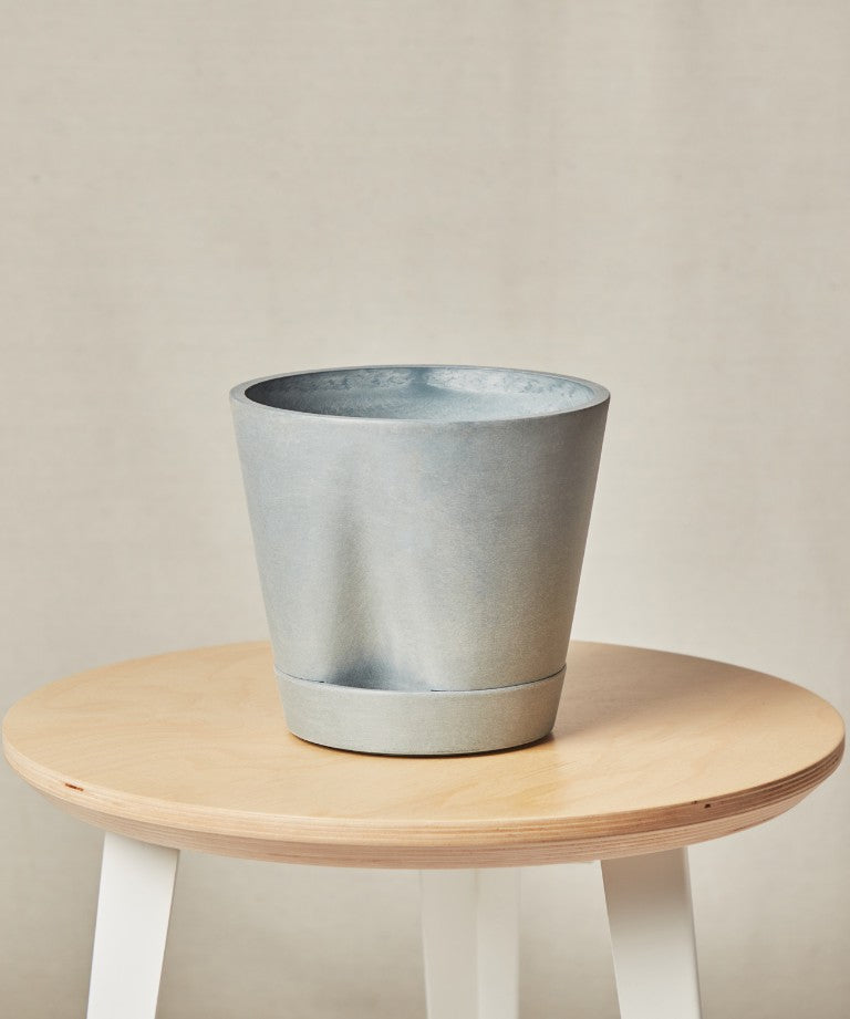 self watering slate pot